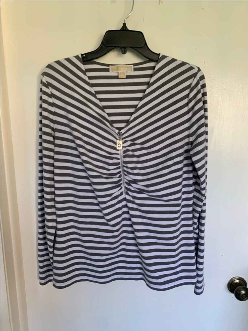 Striped Michael Kors V-Neck Long Sleeve Top - Gray/White